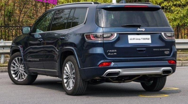 suv-7-cho-trung-quoc-dep-long-lanh-gia-gan-1-ty-dong-moi-ra-mat-co-gi-hay suv-7-cho-trung-quoc-dep-long-lanh-gia-gan-1-ty-dong-moi-ra-mat-co-gi-hay