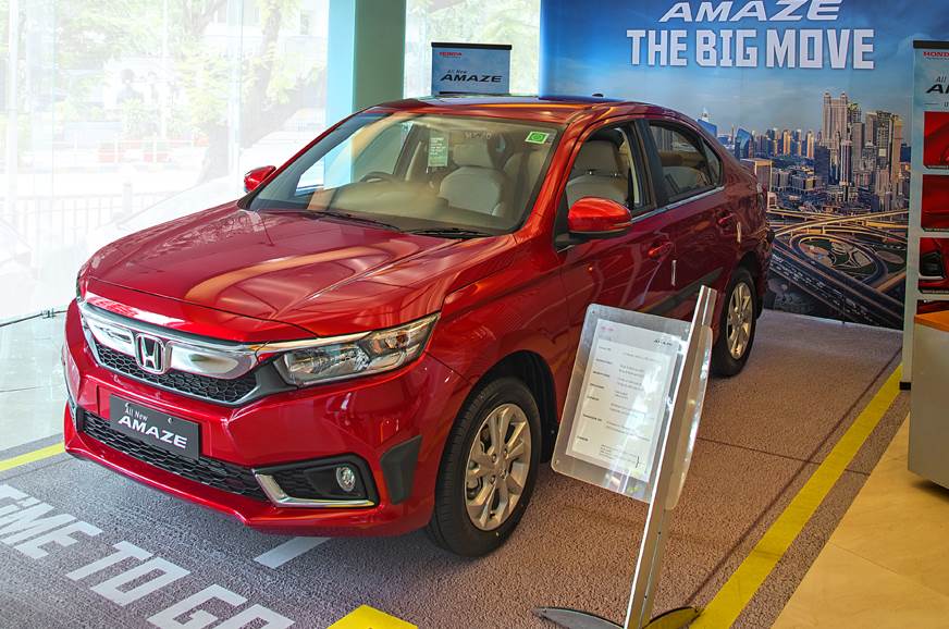 chiec-o-to-moi-dep-long-lanh-gia-189-trieu-dong-cua-honda-ban-nen-mua-phien-ban-nao