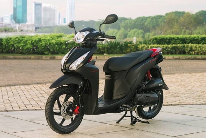 thi-truong-xe-may-viet-gia-lan-banh-xe-tay-ga-honda-vision-moi-nhat