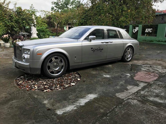 chiec-xe-sang-rolls-royce-tung-thuoc-so-huu-cua-khai-silk-duoc-rao-ban-chi-91-ty-dong chiec-xe-sang-rolls-royce-tung-thuoc-so-huu-cua-khai-silk-duoc-rao-ban-chi-91-ty-dong