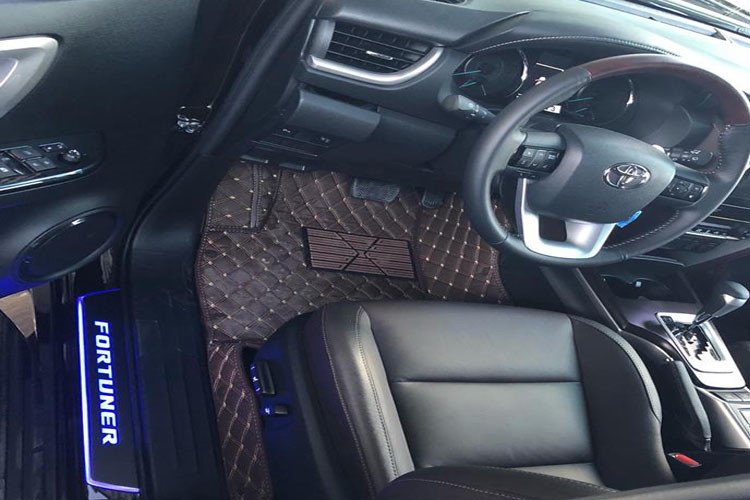 chi-100-trieu-dong-dan-choi-ha-thanh-ho-bien-toyota-fortuner-thanh-xe-sang-lexus chi-100-trieu-dong-dan-choi-ha-thanh-ho-bien-toyota-fortuner-thanh-xe-sang-lexus