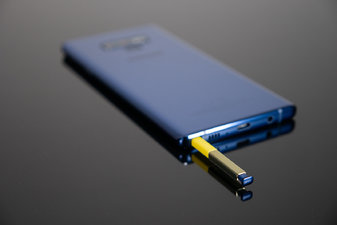 danh-gia-thiet-ke-cua-samsung-galaxy-note-9-tuyet-voi-tren-moi-phuong-dien