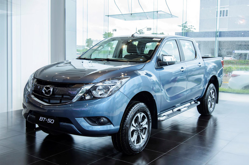 thi-truong-o-to-viet-mazda-cap-nhat-bang-gia-moi-nhat-cho-cac-mau-xe-thang-92018