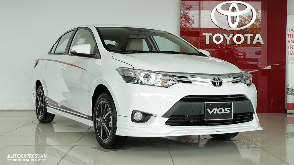thi-truong-o-to-viet-gia-xe-toyota-hien-gio-ra-sao