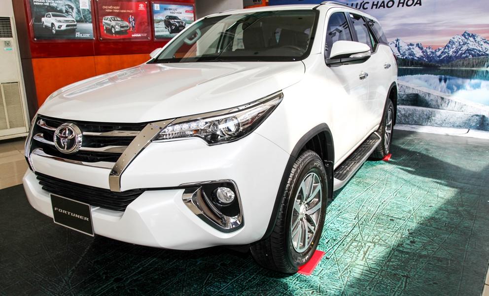 cap-nhat-gia-xe-o-to-toyota-thang-112018-moi-nhat-toyota-wigo-re-nhat-345-trieu-dong