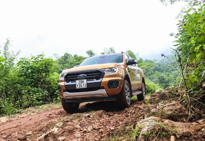 ford-ranger-giu-ngoi-vuong-thang-thu-2-lien-tiep-trong-phan-khuc-xe-ban-tai