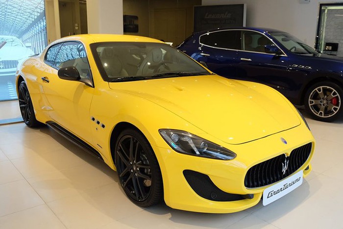can-canh-dung-nhan-maserati-granturismo-sport-gia-hon-12-ty-vua-co-mat-tai-viet-nam