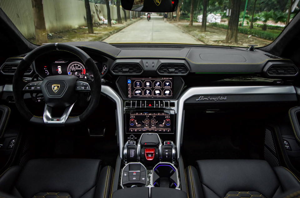 rao-gia-hon-22-ty-dong-lamborghini-urus-thu-3-tai-viet-nam-dang-di-tim-chu-nhan rao-gia-hon-22-ty-dong-lamborghini-urus-thu-3-tai-viet-nam-dang-di-tim-chu-nhan