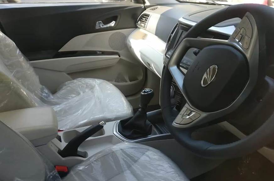 phat-sot-chiec-o-to-suv-gia-khoang-hon-200-trieu-dong-sap-ra-mat