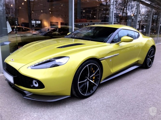 duoc-ban-voi-gia-20-ty-dong-du-da-qua-su-dung-sieu-xe-aston-martin-vanquish-zagato-co-gi