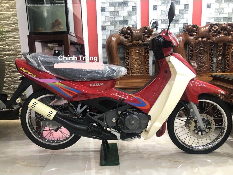 het-gia-1-ty-dong-chiec-xe-may-suzuki-rgv-120-co-gi-dac-biet