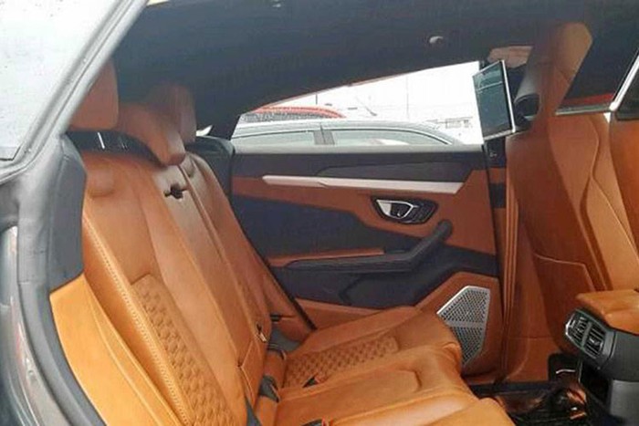 tim-chu-nhan-cho-sieu-suv-lamborghini-urus-nat-phan-dau-gia-khoi-diem-267-ty