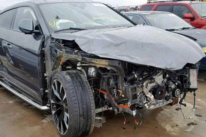 tim-chu-nhan-cho-sieu-suv-lamborghini-urus-nat-phan-dau-gia-khoi-diem-267-ty