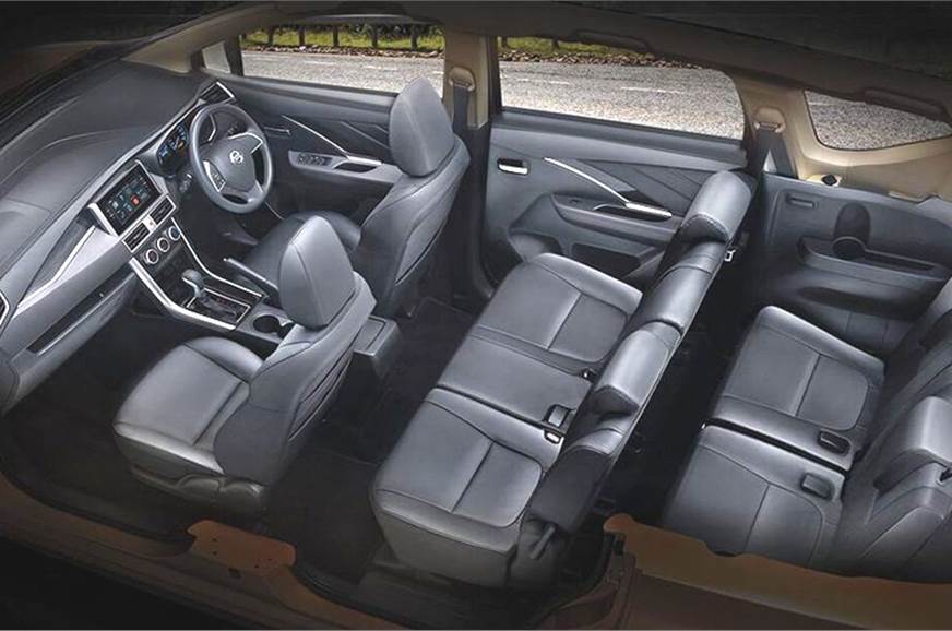 nissan-vua-trinh-lang-chiec-o-to-mpv-moi-dep-long-lanh-gia-tu-324-trieu-dong