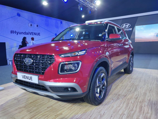 o-to-suv-hyundai-dep-long-lanh-gia-chi-217-trieu-dong-15000-nguoi-tranh-nhau-mua