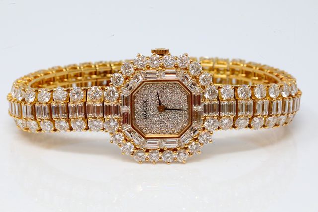 co-gia-hon-7-ty-dong-chiec-dong-ho-rolex-cua-hoang-gia-viet-xua-co-gi-dac-biet