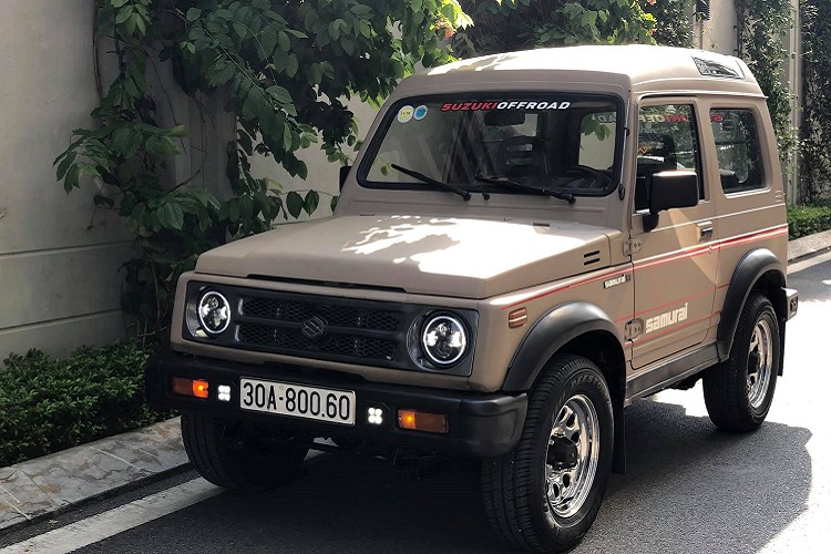 co-gi-dac-biet-o-chiec-suzuki-samurai-1993-hang-hiem-gia-300-trieu-o-ha-noi