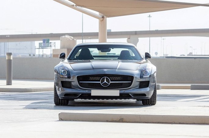 mercedes-benz-sls-amg-final-edition-chiec-xe-co-hang-hiem-duoc-rao-gia-gan-10-ty-dong