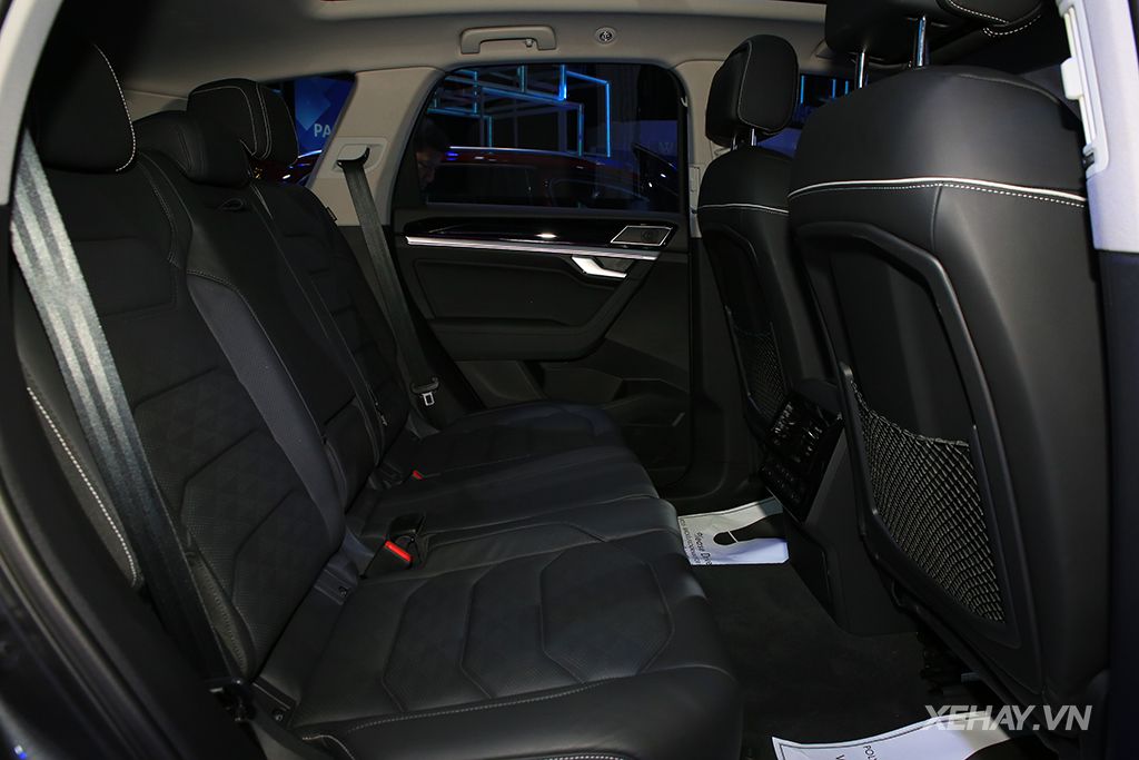 co-gia-3099-ty-dong-mau-suv-cao-cap-volkswagen-touareg-tai-vms-2019-co-gi-hap-dan