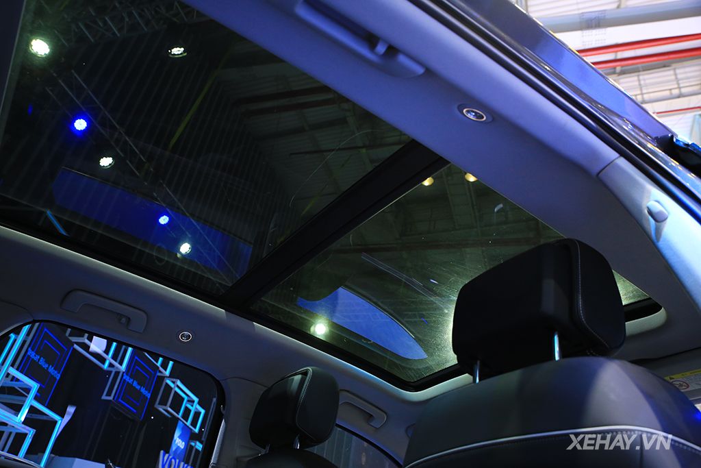 co-gia-3099-ty-dong-mau-suv-cao-cap-volkswagen-touareg-tai-vms-2019-co-gi-hap-dan