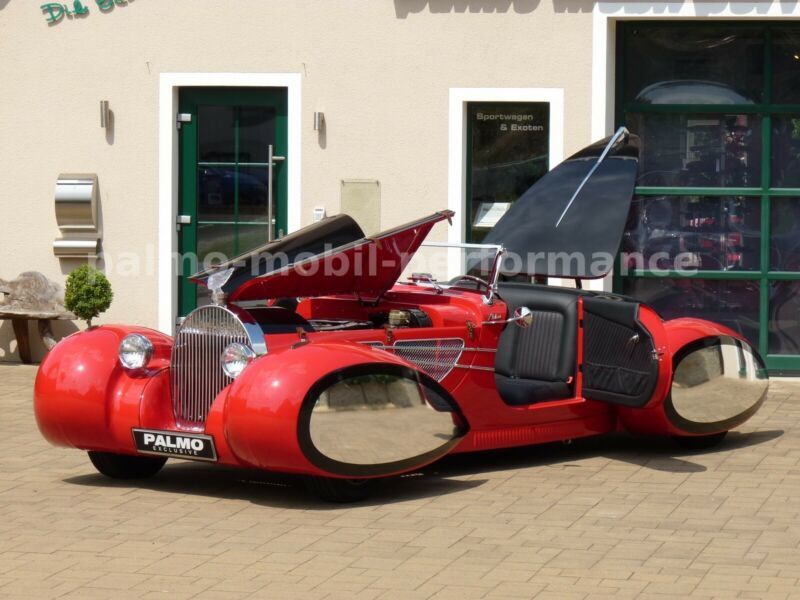 delahaye-palmo-exclusive-chiec-sieu-xe-co-hinh-dang-doc-la-rao-gia-khung-3-ty-dong