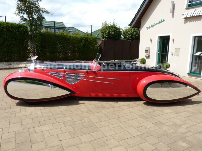 delahaye-palmo-exclusive-chiec-sieu-xe-co-hinh-dang-doc-la-rao-gia-khung-3-ty-dong