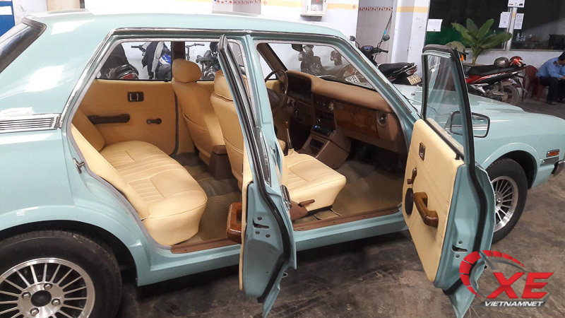co-gi-o-chiec-xe-co-hang-hiem-toyota-cressida-doi-1978-duoc-rao-gia-hon-200-trieu-dong