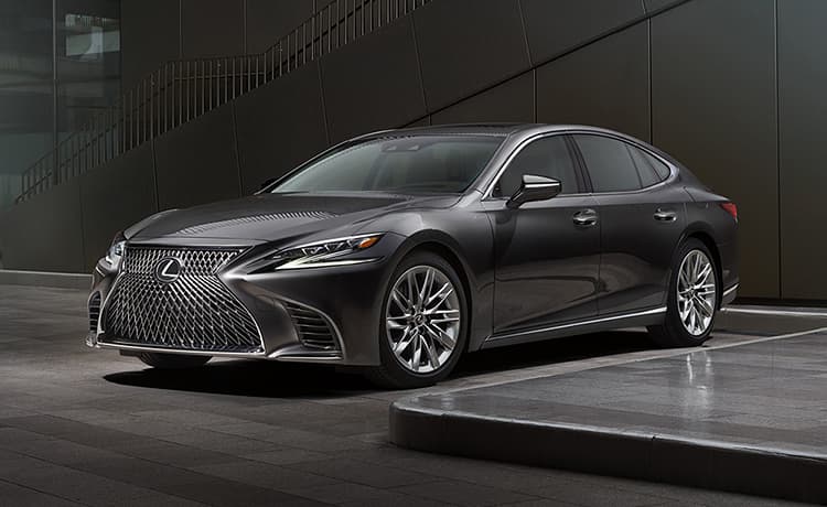 gay-ap-luc-len-gia-ban-lexus-toyota-motor-bi-phat-125-trieu-usd
