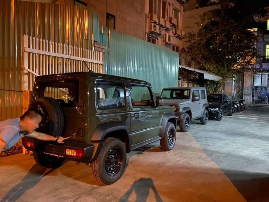 hot-bo-doi-suzuki-jimny-hon-1-ty-dong-chinh-thuc-co-mat-tai-viet-nam