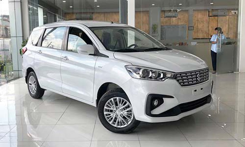 ngam-can-canh-mau-suzuki-ertiga-2020-moi-cap-cang-viet-nam