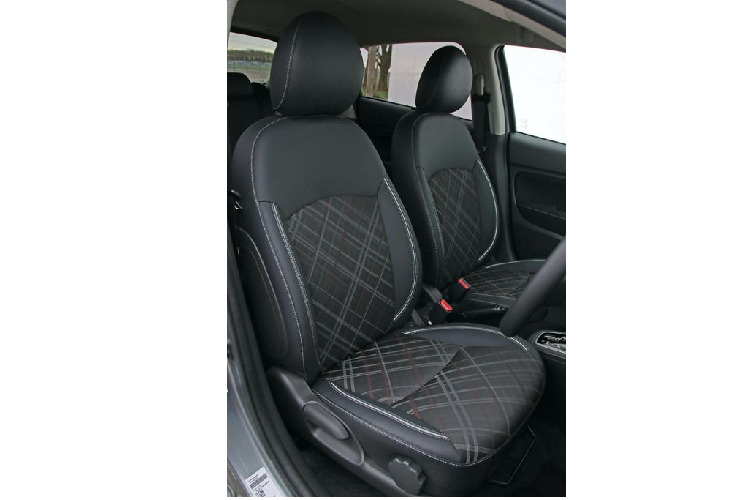 danh-gia-mitsubishi-mirage-2020-gia-sieu-re-chi-tu-316-trieu-dong