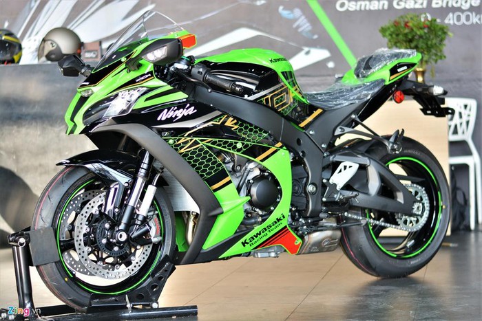 zoom-can-canh-kawasaki-ninja-zx-10r-krt-2020-gia-tu-571-trieu-dong-tai-viet-nam