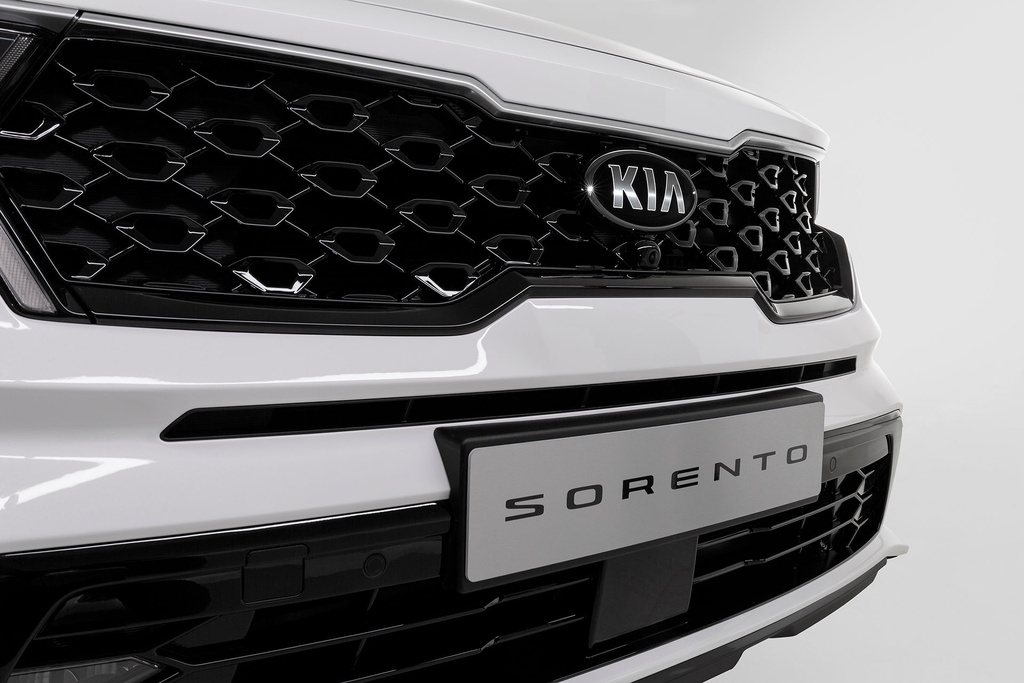 kia-chinh-thuc-ven-man-sorento-the-he-moi-voi-gia-tu-khoang-550-trieu-dong
