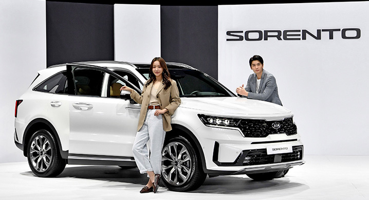 kia-chinh-thuc-ven-man-sorento-the-he-moi-voi-gia-tu-khoang-550-trieu-dong