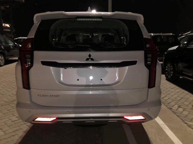 lo-dien-tai-viet-nam-mitsubishi-pajero-sport-2020-co-gi-dac-biet