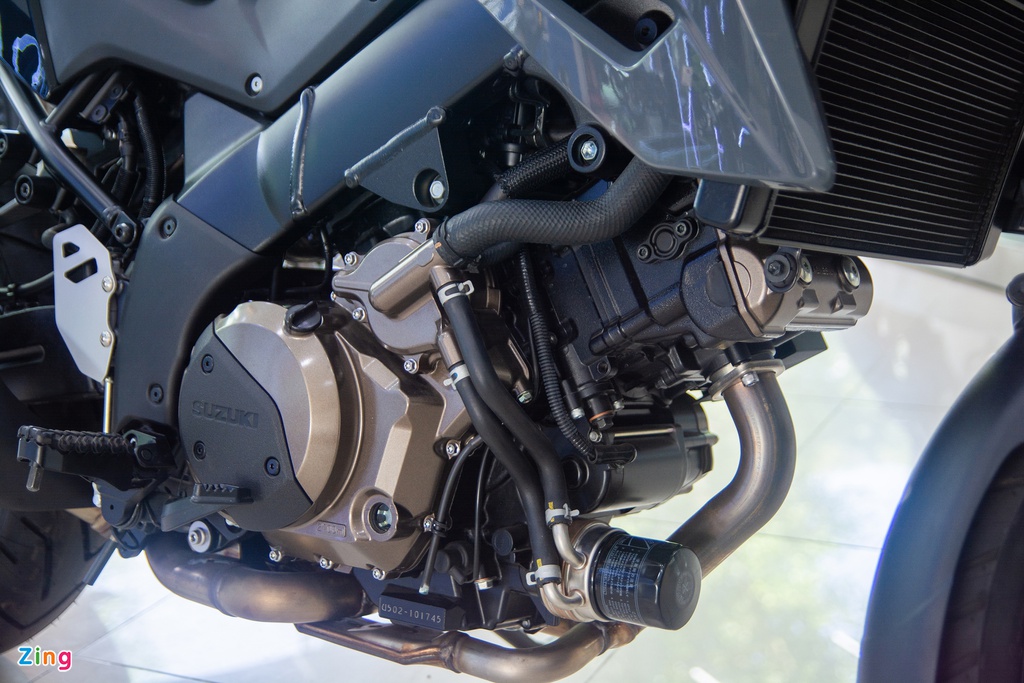 can-canh-suzuki-v-strom-1050-2020-gia-419-trieu-dong-moi-ra-mat-thi-truong-viet