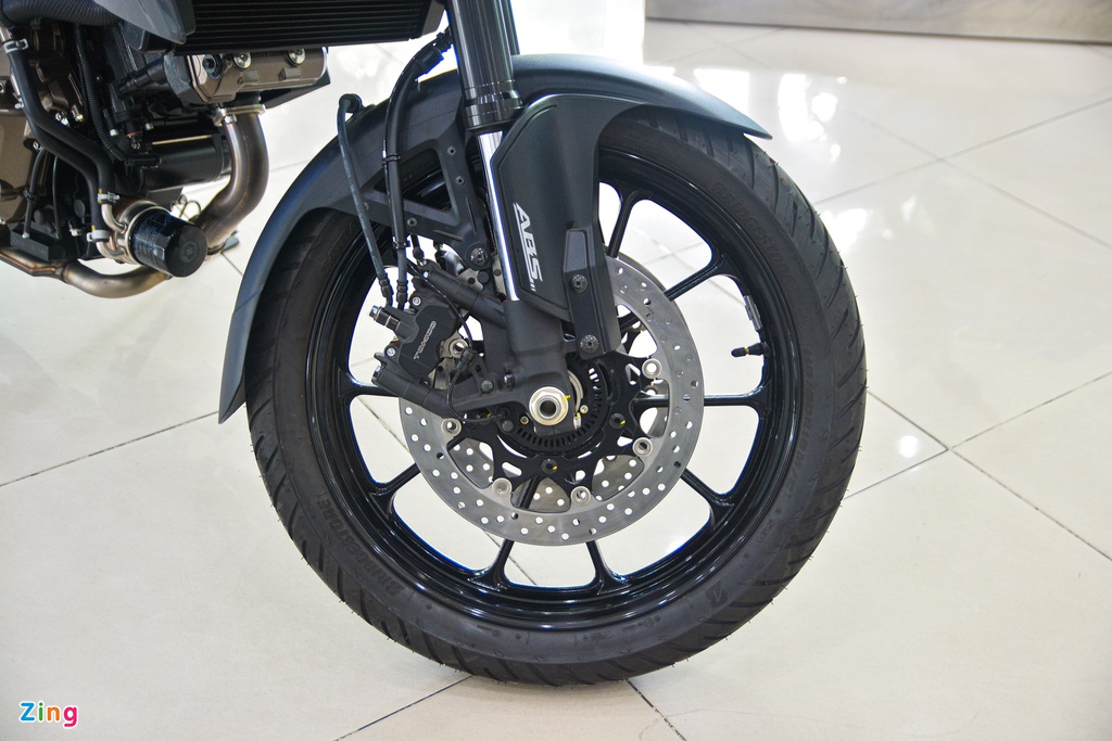 can-canh-suzuki-v-strom-1050-2020-gia-419-trieu-dong-moi-ra-mat-thi-truong-viet can-canh-suzuki-v-strom-1050-2020-gia-419-trieu-dong-moi-ra-mat-thi-truong-viet