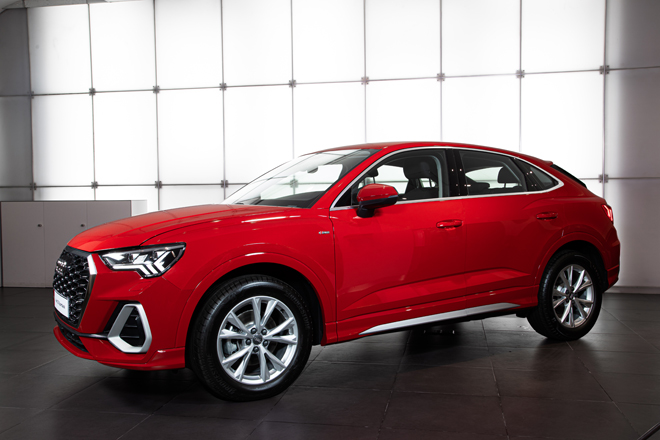 audi-q3-sportback-2020-ngoai-hinh-nho-gon-gia-ban-hon-2-ty-dong