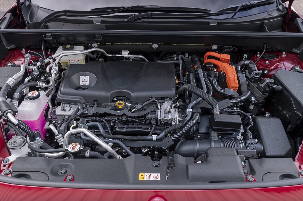 can-canh-suzuki-across-2021-co-gia-ban-khoang-59000-usd-vua-trinh-lang