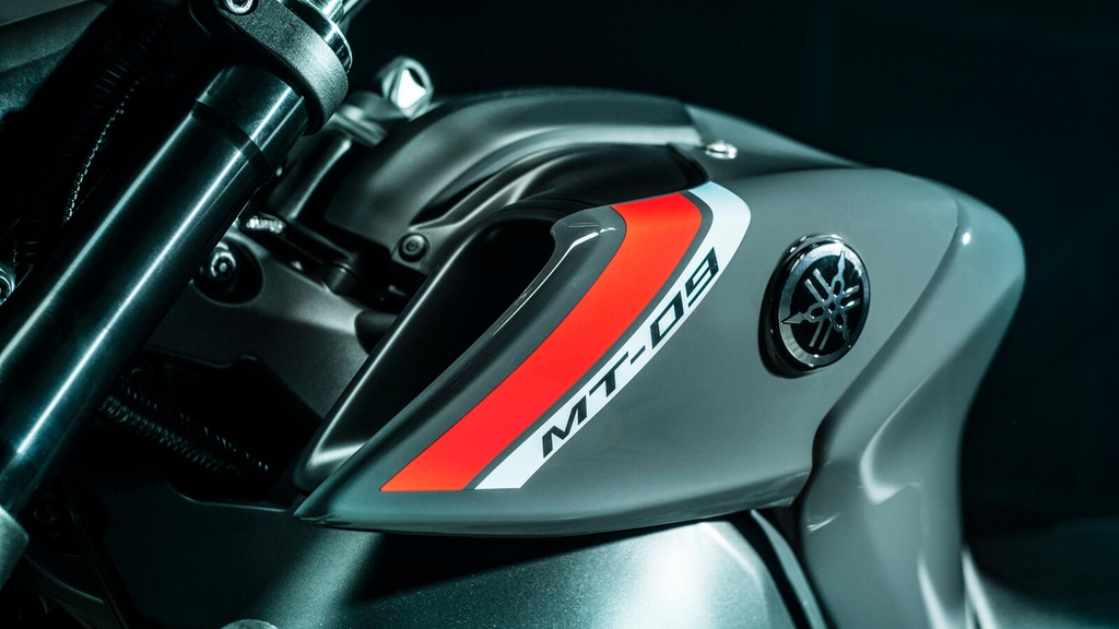 soi-yamaha-mt-09-2021-moi-ra-mat-nang-cap-nhieu-trang-bi-suc-manh-1173-ma-luc