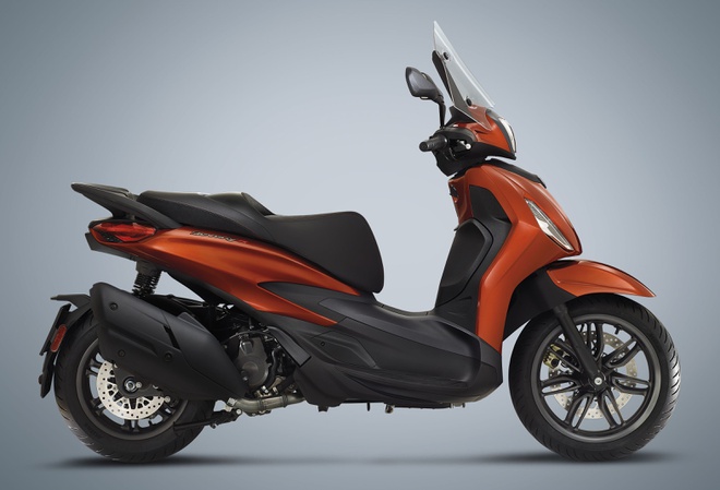 ra-mat-piaggio-beverly-doi-2021-co-2-tuy-chon-dong-co-trang-bi-nhieu-tinh-nang-hien-dai
