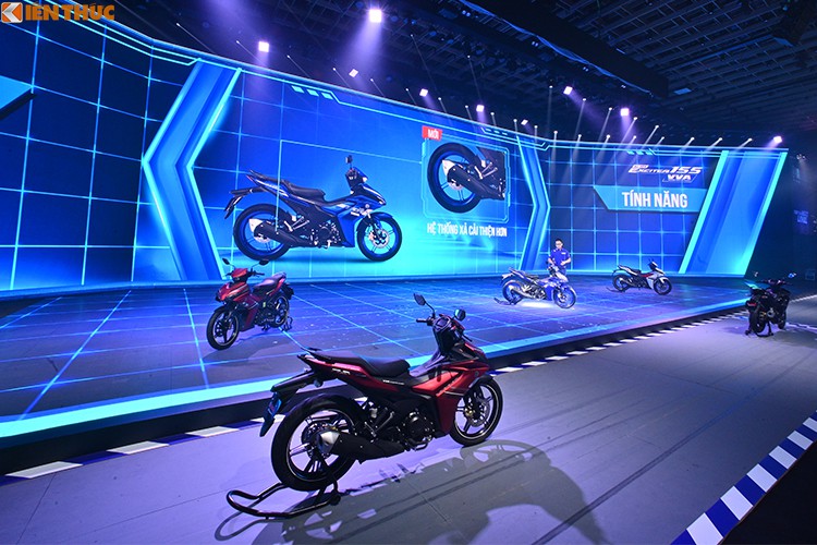 vua-con-tay-yamaha-exciter-155-vva-ra-mat-nang-cap-tu-thiet-ke-den-trang-bi-dong-co