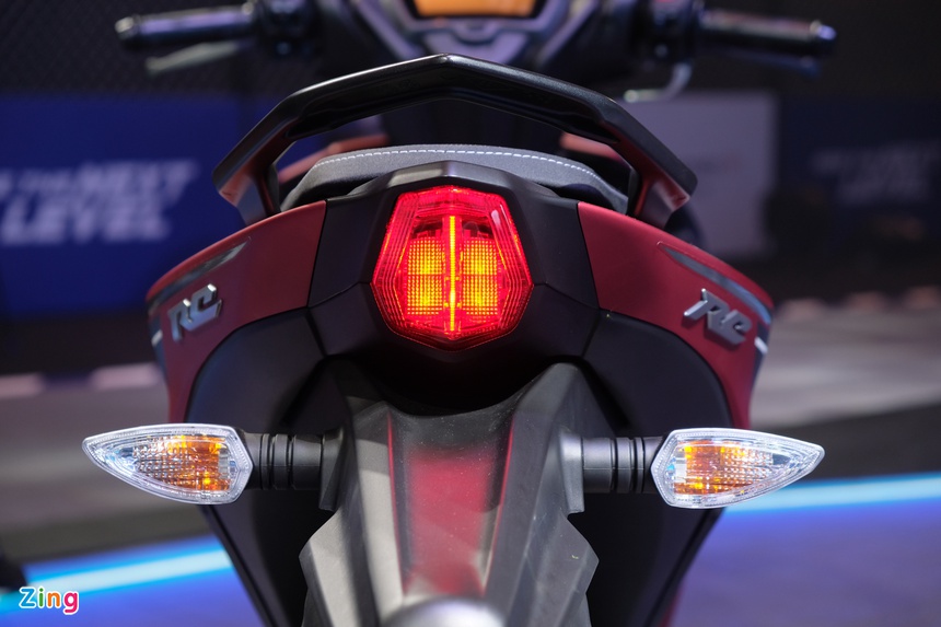 vua-con-tay-yamaha-exciter-155-vva-ra-mat-nang-cap-tu-thiet-ke-den-trang-bi-dong-co