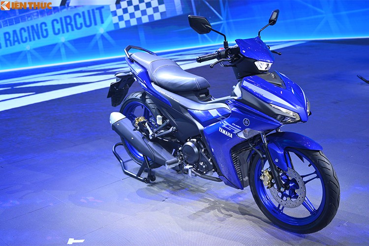 vua-con-tay-yamaha-exciter-155-vva-ra-mat-nang-cap-tu-thiet-ke-den-trang-bi-dong-co