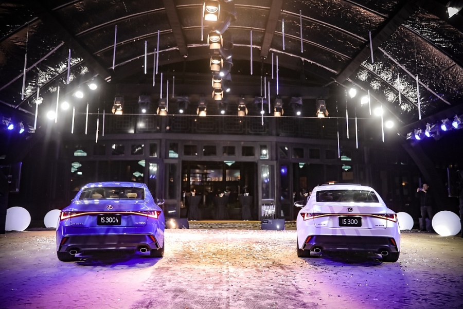 lexus-viet-nam-chinh-thuc-gioi-thieu-lexus-is-hoan-toan-moi