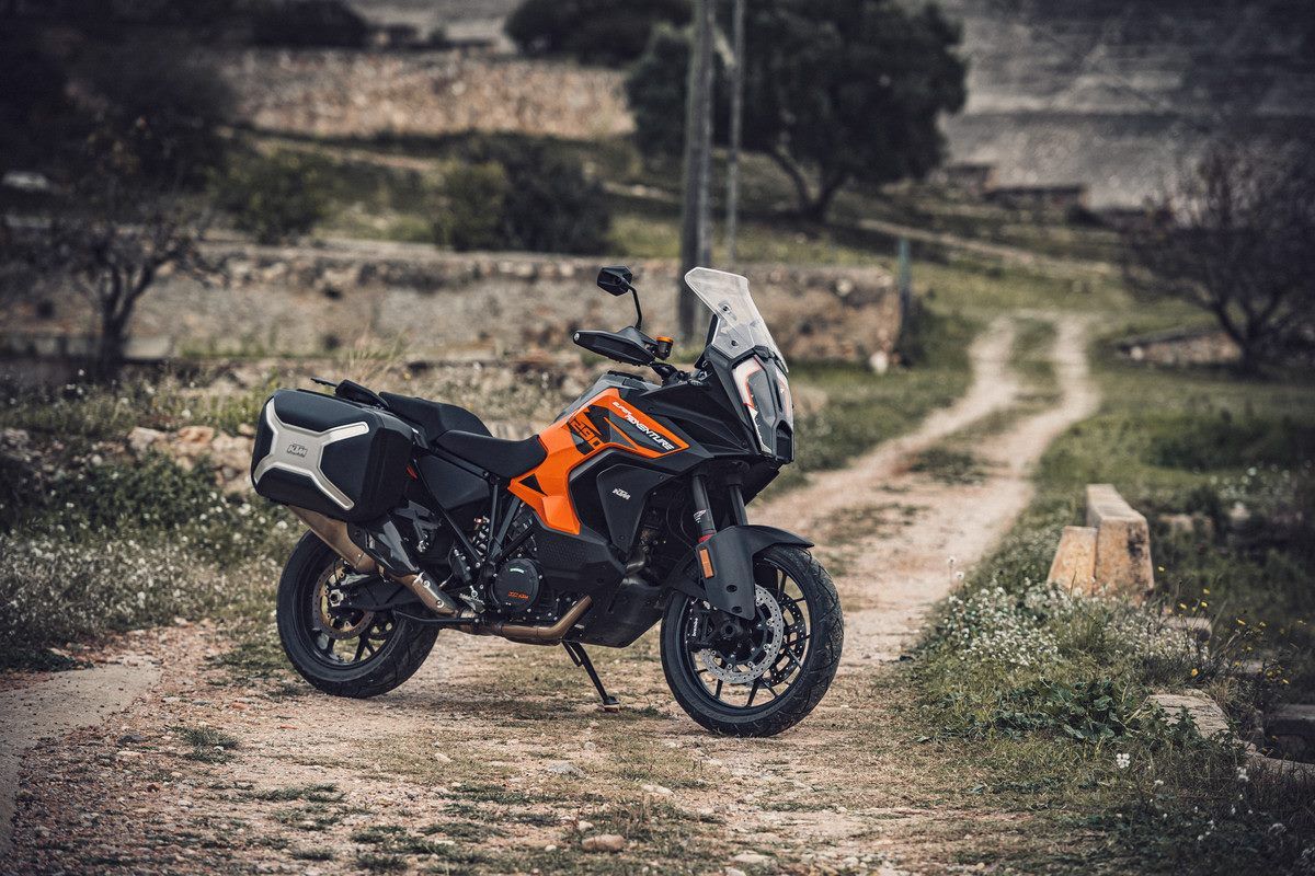 ktm-1290-super-adventure-s-2021-ra-mat-lot-xac-ngoai-hinh-van-hanh-dinh-cao ktm-1290-super-adventure-s-2021-ra-mat-lot-xac-ngoai-hinh-van-hanh-dinh-cao