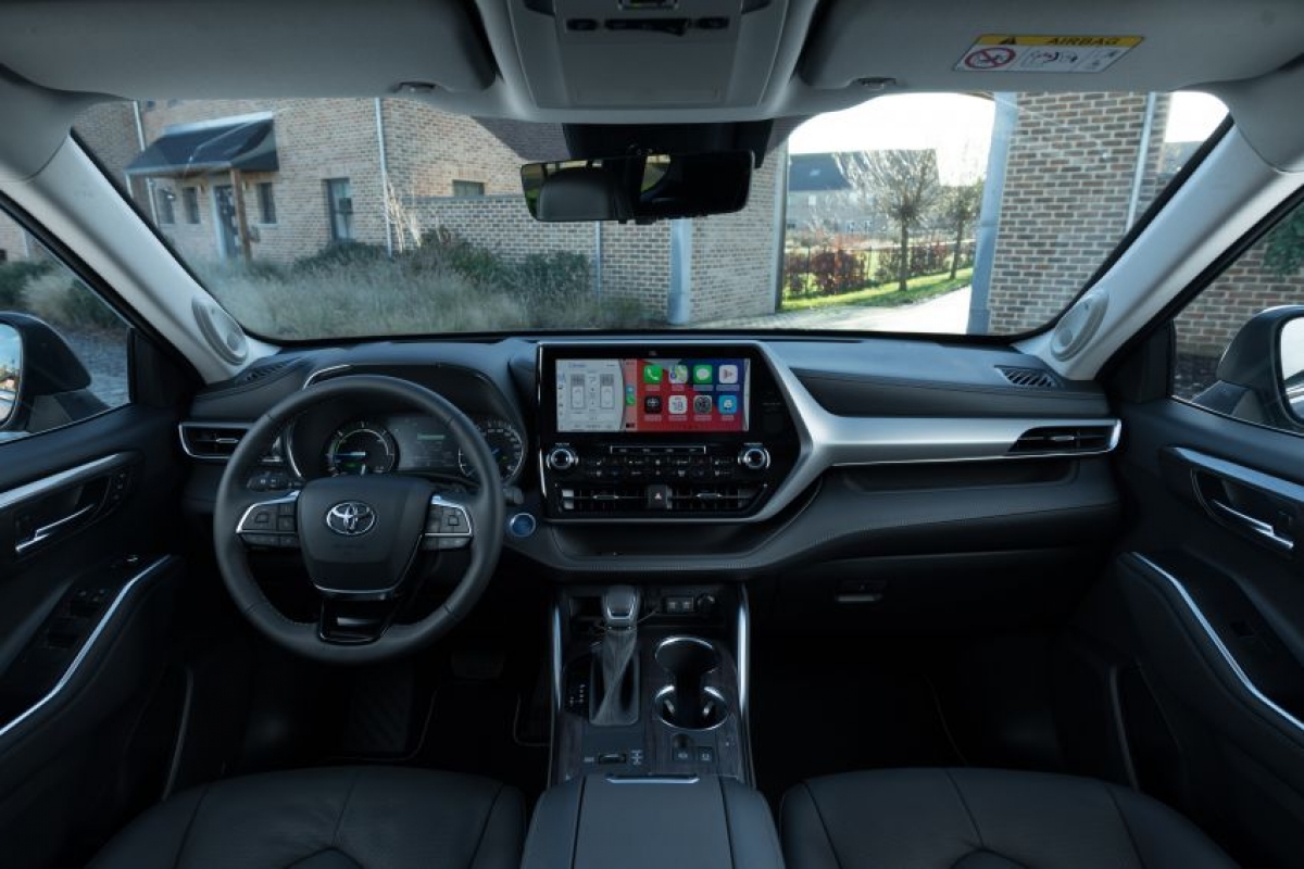 toyota-highlander-2021-ra-mat-dong-co-hybrid-244-ma-luc-so-huu-nhieu-cong-nghe-an-toan