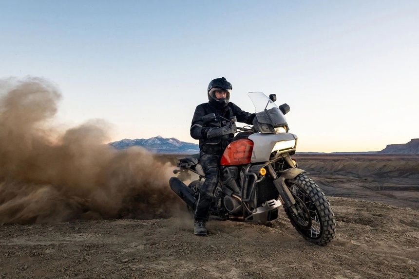 ra-mat-harley-davidson-pan-america-1250-ngoai-hinh-ham-ho-dong-co-revolution-max-dam-chat-my
