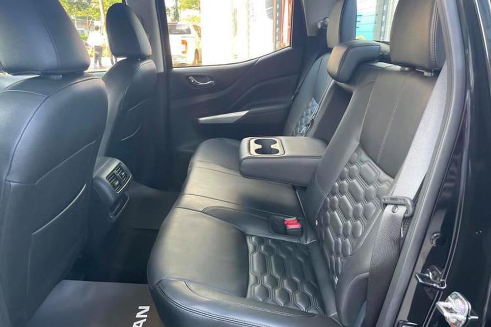 nissan-navara-2021-co-gi-de-canh-tranh-voi-ford-ranger-tai-viet-nam