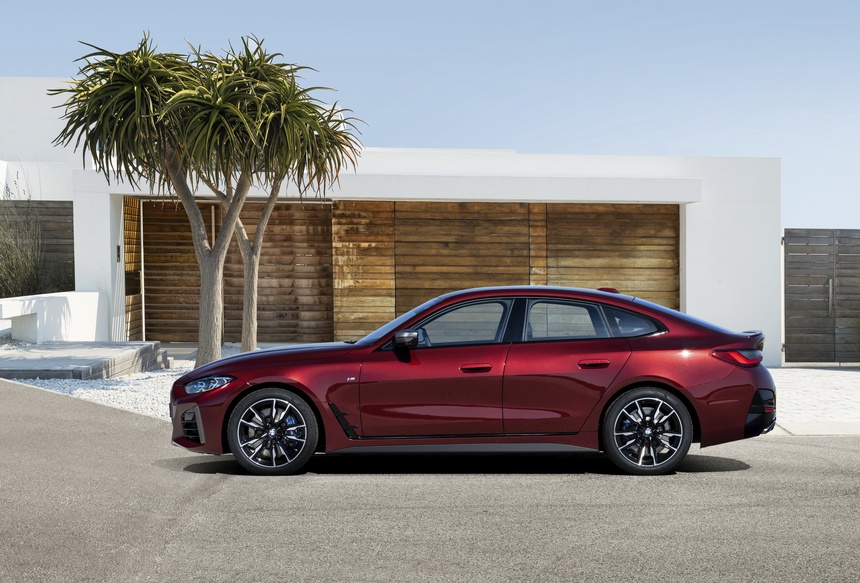bmw-4-series-gran-coupe-ra-mat-kich-thuoc-lon-hon-cai-thien-cam-giac-lai